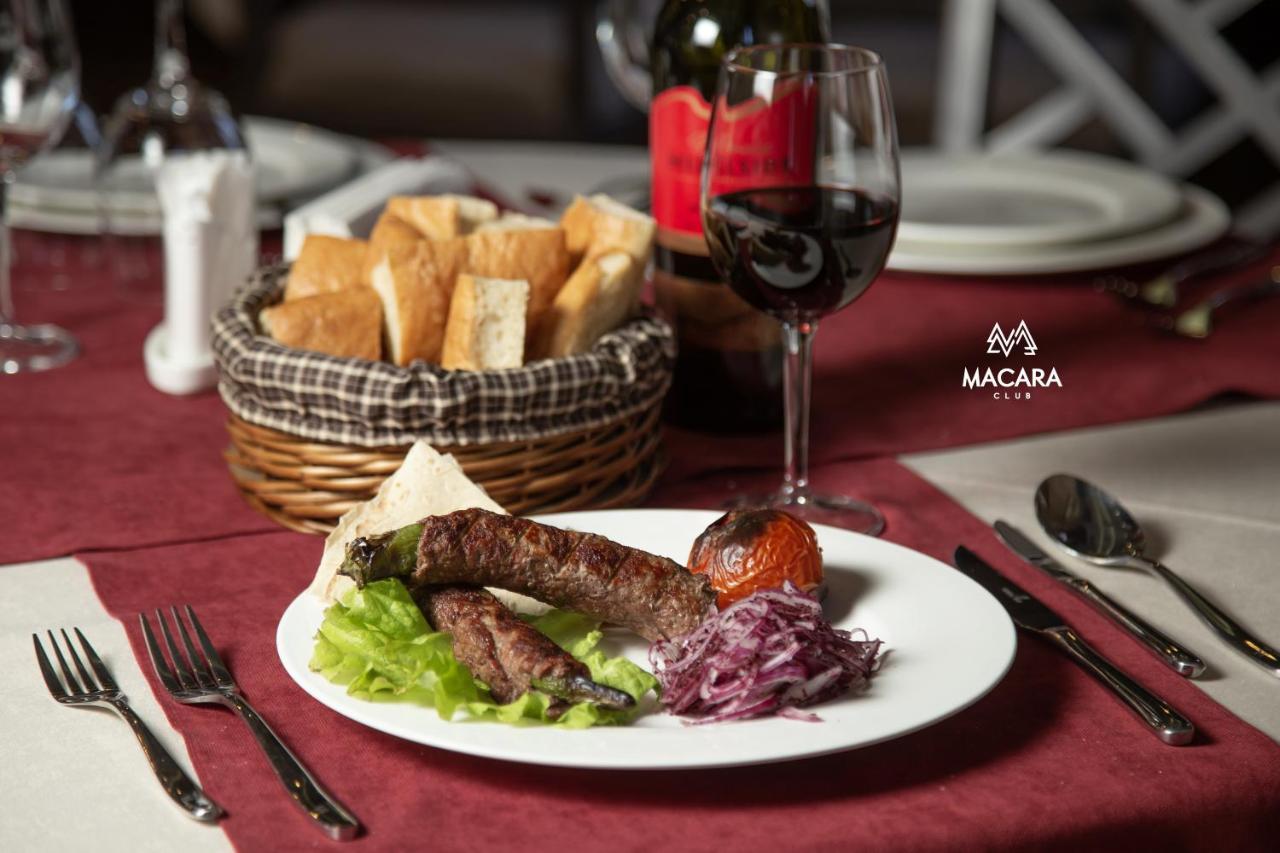 Macara Sheki City Hotel Exterior photo